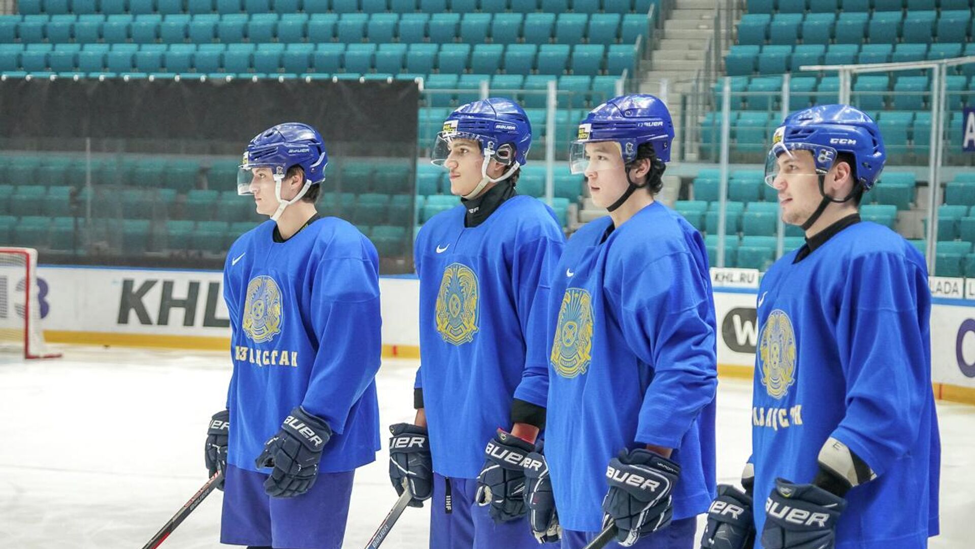 Казахстанские хоккеисты одержали разгромную победу над Великобританией