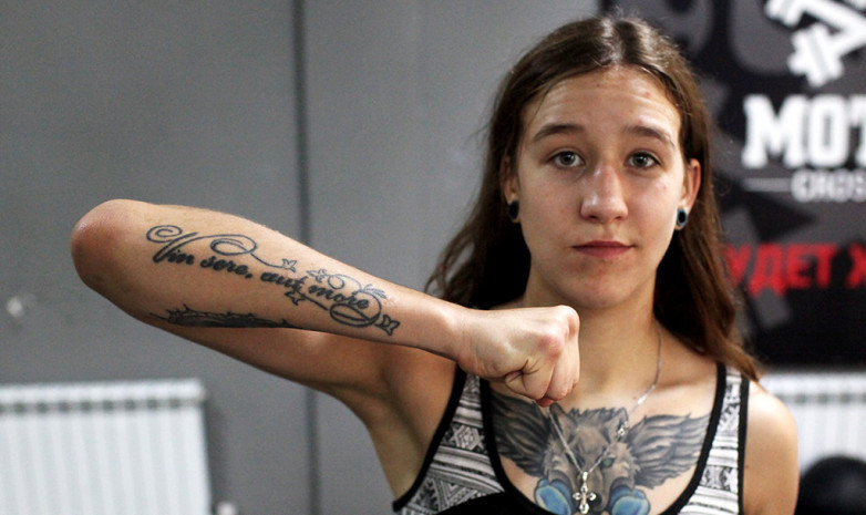 Казахстанский боец UFC Мария Агапова призналась, что работает охранницей и тату-мастером без выходных