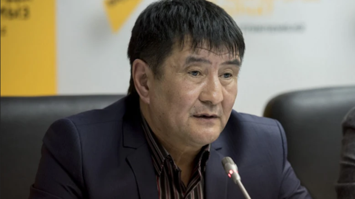 Заслуженный тренер Казахстана по боксу Мусаханов поделился ожиданиями от следующего боя Кункабаева на Азиаде