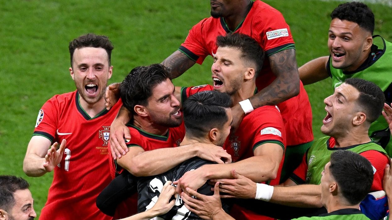 Франция встретится с Португалией в 1/4 финала Евро