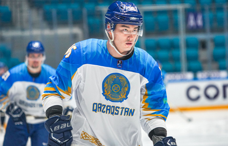 Нападающий сборной Казахстана по хоккею Алихан Асетов обратился к болельщикам перед стартом чемпионата мира