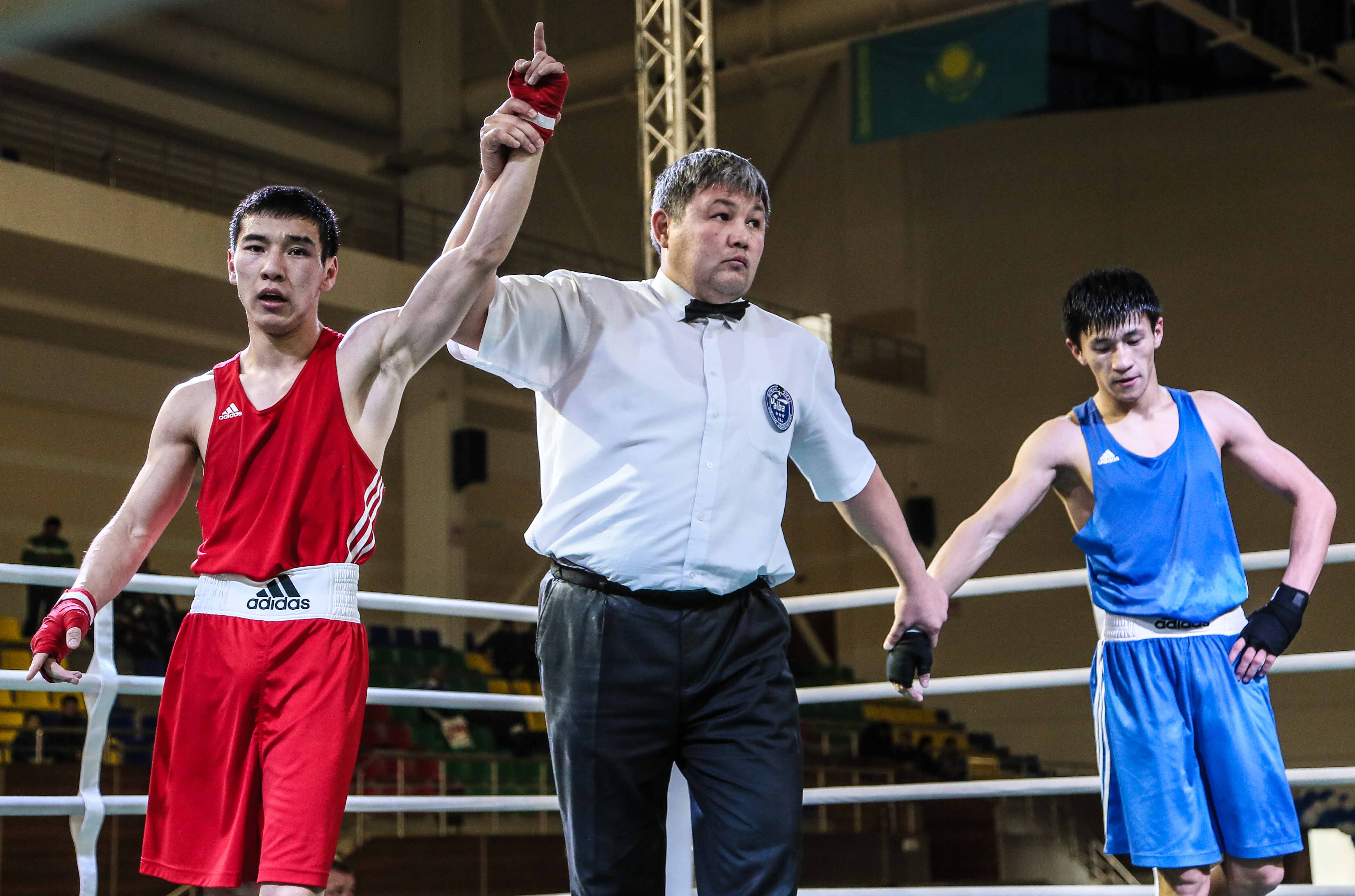 Эксперт Айдар Махметов рассказал, почему боксер Азат Махметов не получил шанса в Казахстане