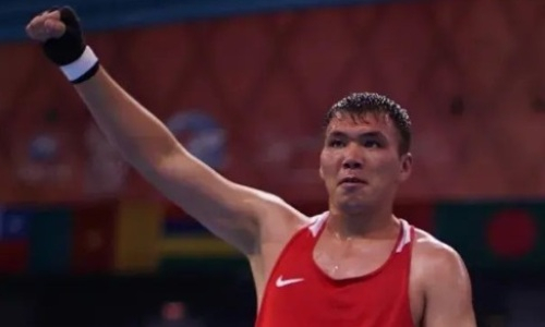 Казахстанский боксер Бекзат Танатар без боя пробился в четвертьфинал турнира в Болгарии