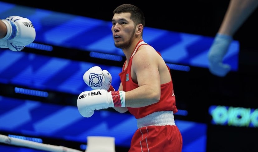 Казахстанский боксер Оралбай выиграл бой на ЧМ по боксу в Ташкенте