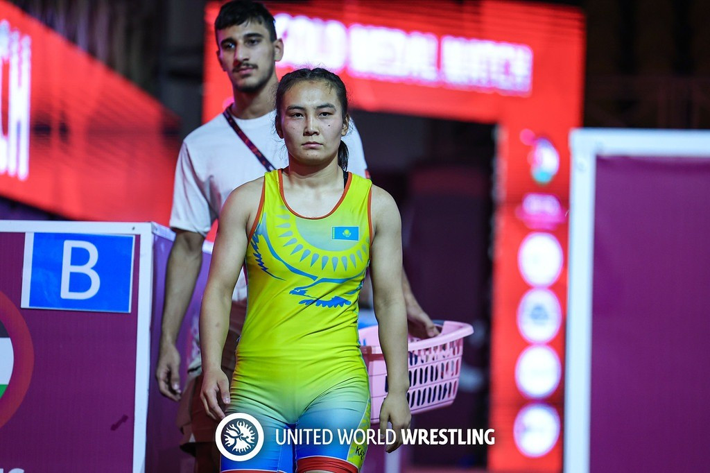 Женская сборная Казахстана по борьбе отметилась семью медалями на молодежном чемпионате Азии