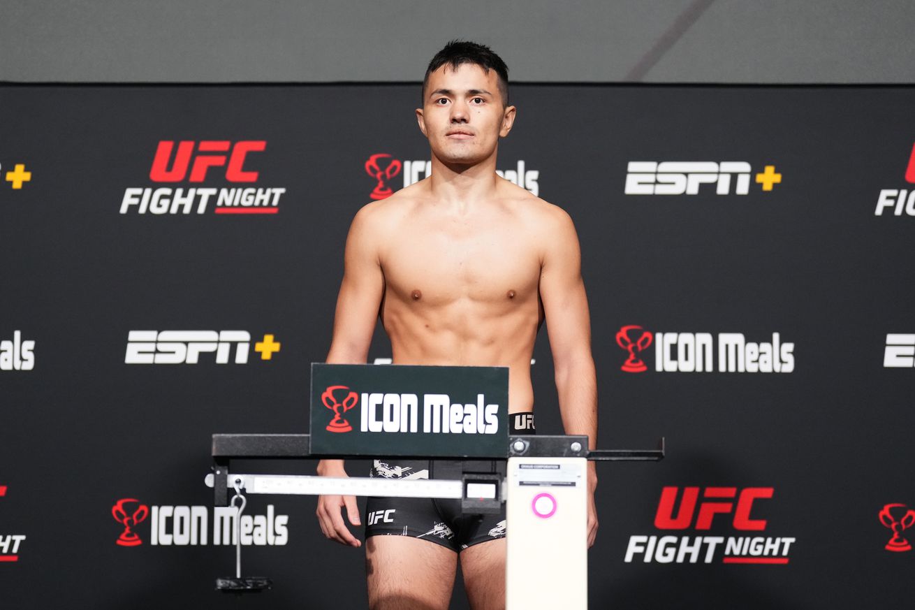 Казахский боец Махсат Кайсар получил нового соперника в UFC