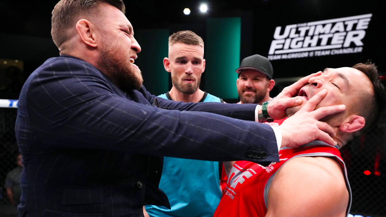 Чендлер хочет, чтобы UFC ввел новый пояс под его бой с Макгрегором