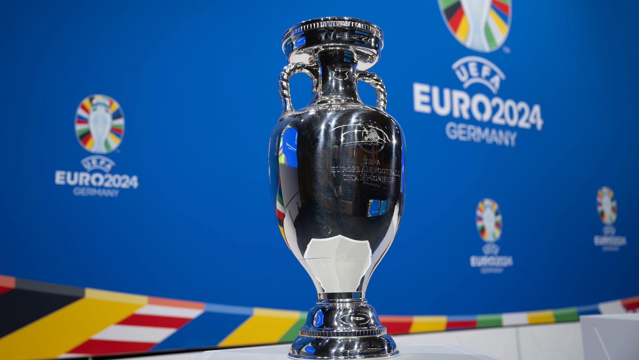 УЕФА увеличил заявки команд на Евро до 26 футболистов