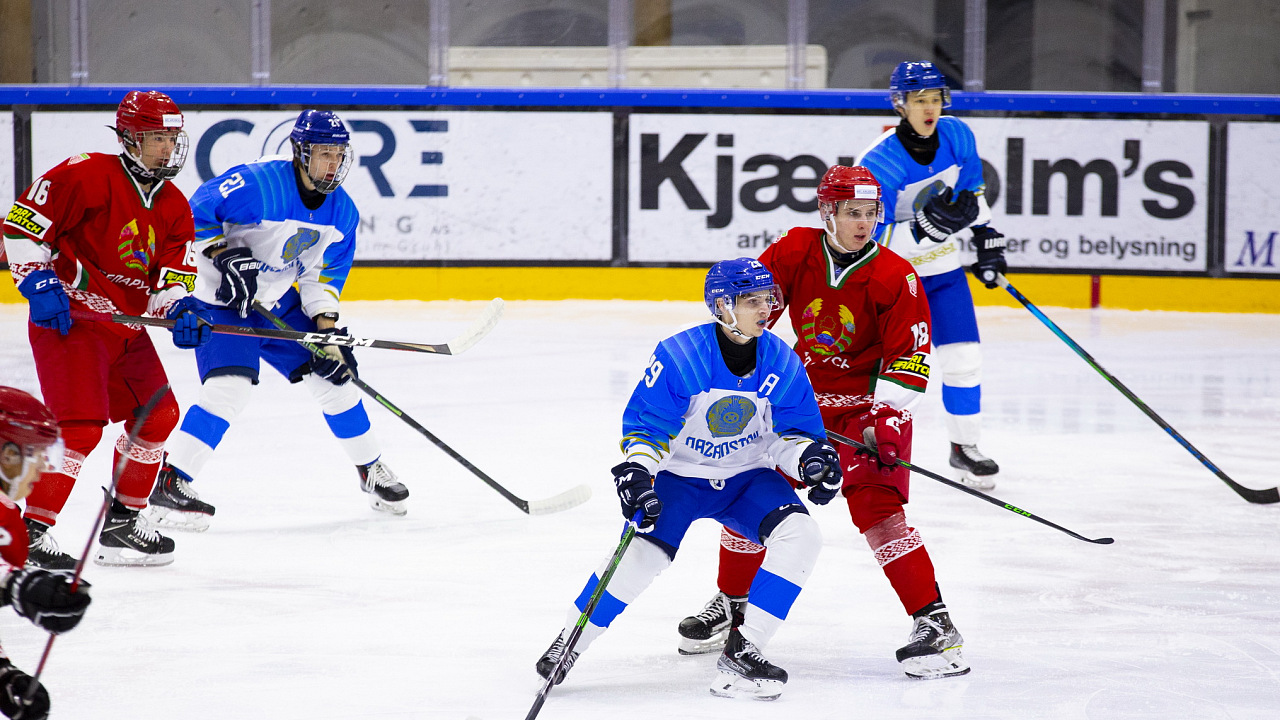 Команда Казахстана U-20 по хоккею заняла последнее место на Кубке будущего – 2023