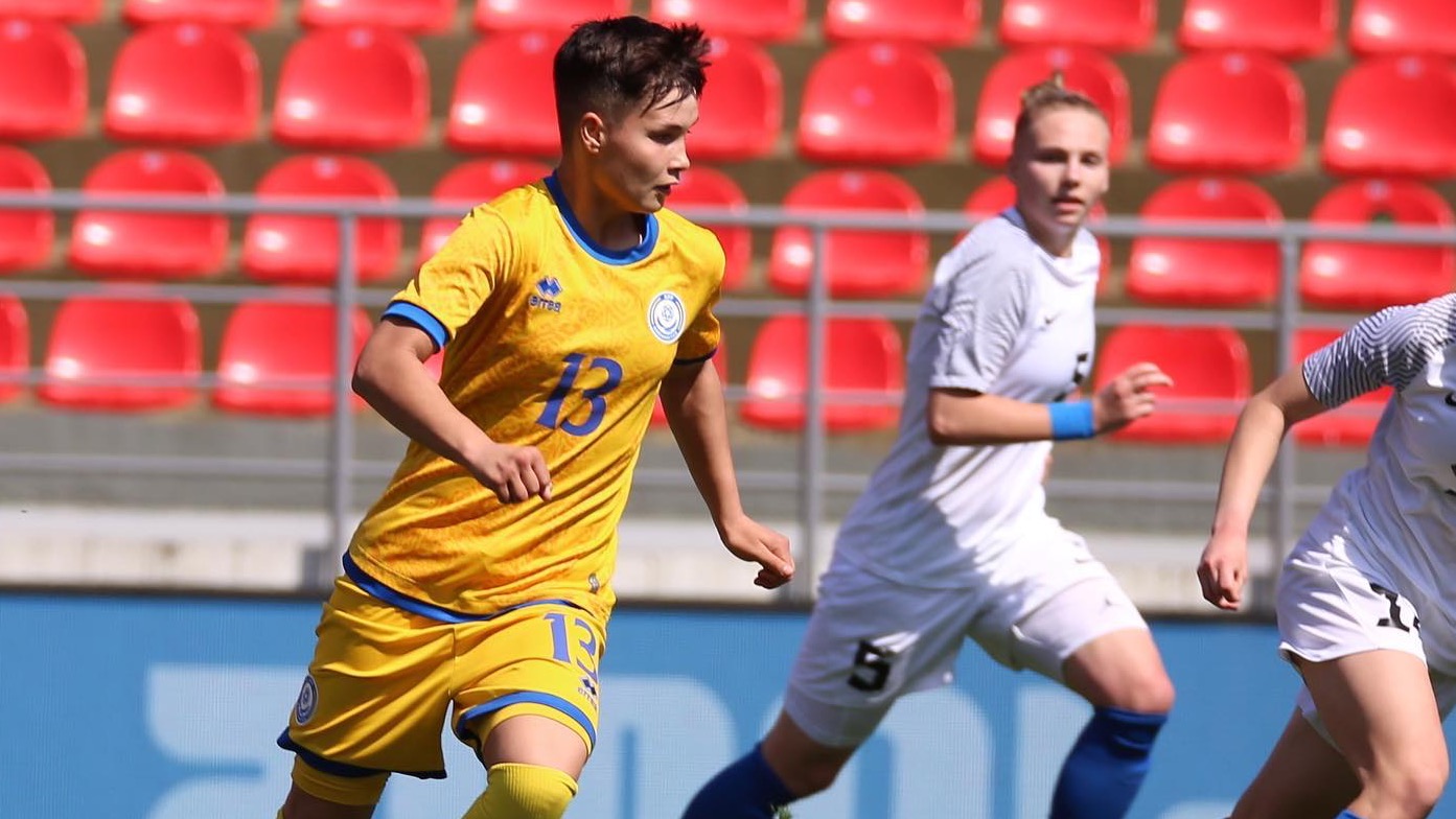 Женская юношеская сборная Казахстана уступила сверстницам из Эстонии