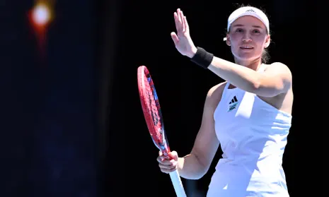 Елена Рыбакина вылетела из парного разряда Australian Open