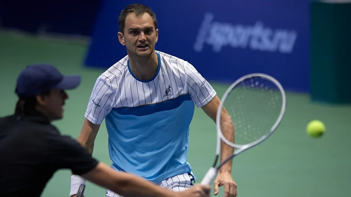 Казахстанский теннисист Александр Недовесов узнал соперников в 1/32 финала парного разряда «Ролан Гаррос»