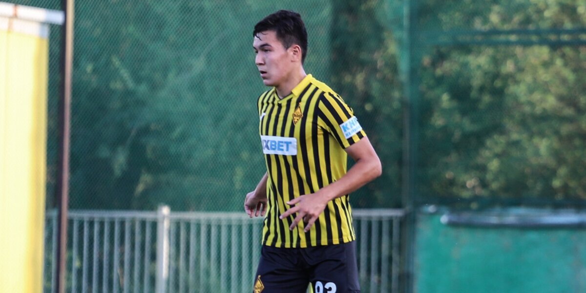 Аскаров дебютировал за молодежную сборную Казахстана