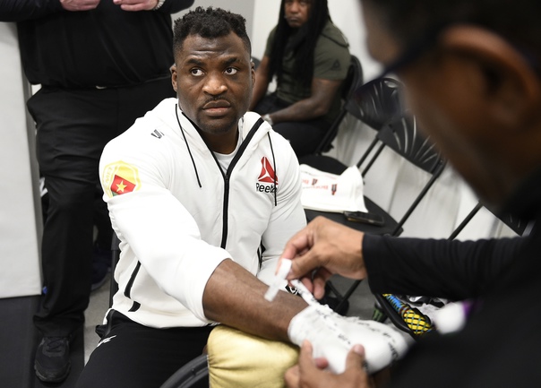 Боец Фрэнсис Нганну сомневается, что вернется в UFC