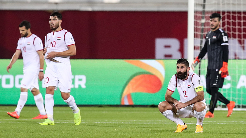Сирийского футболиста пожизненно дисквалифицировали за нападение на арбитра