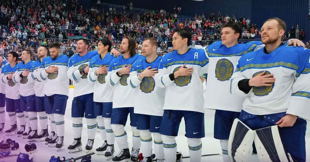 Сборная Казахстана по хоккею разгромно уступила Словакии