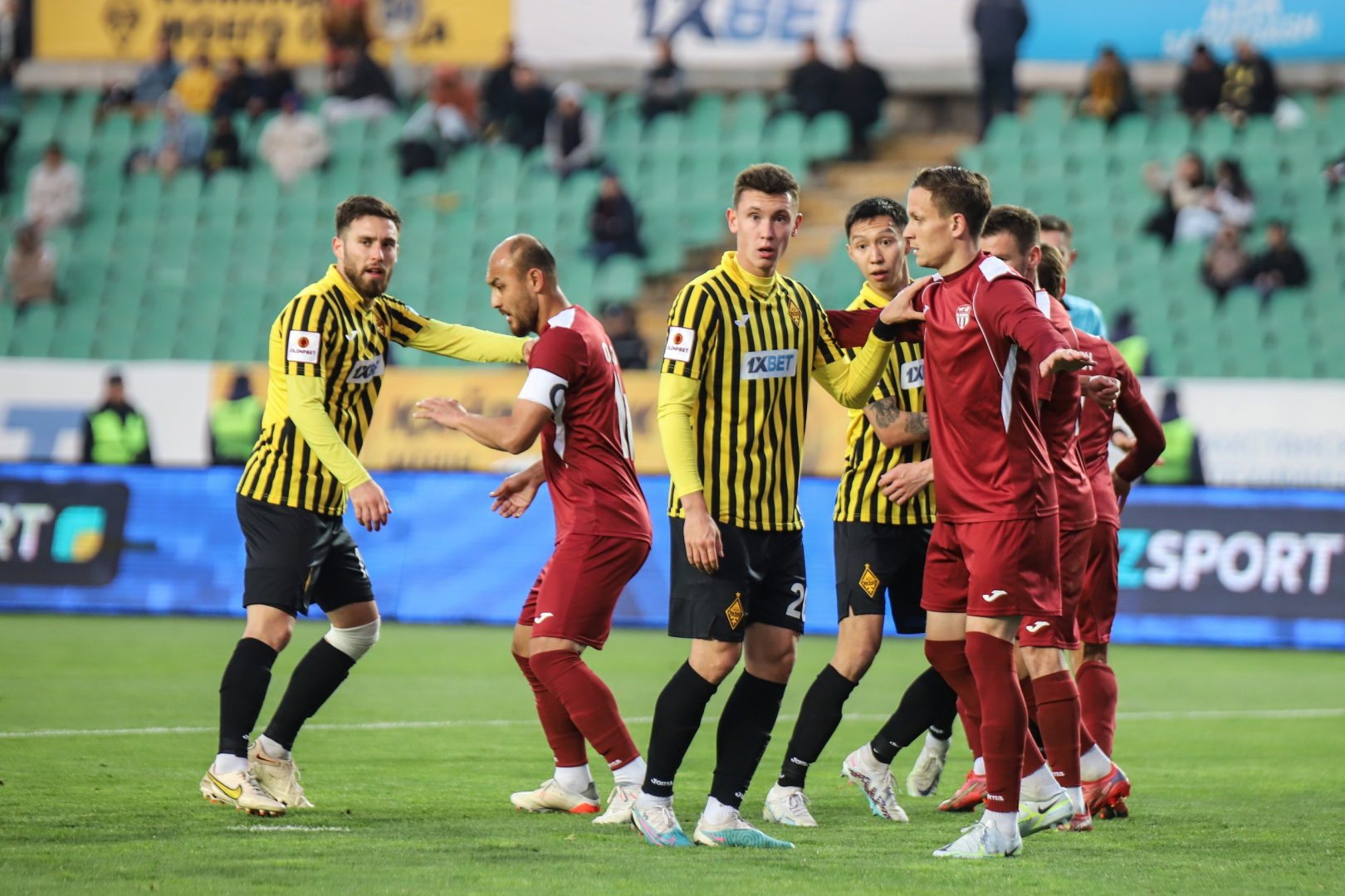 «Акжайык» и «Кайрат» сыграли по нулям в ответной встрече Кубка Казахстана