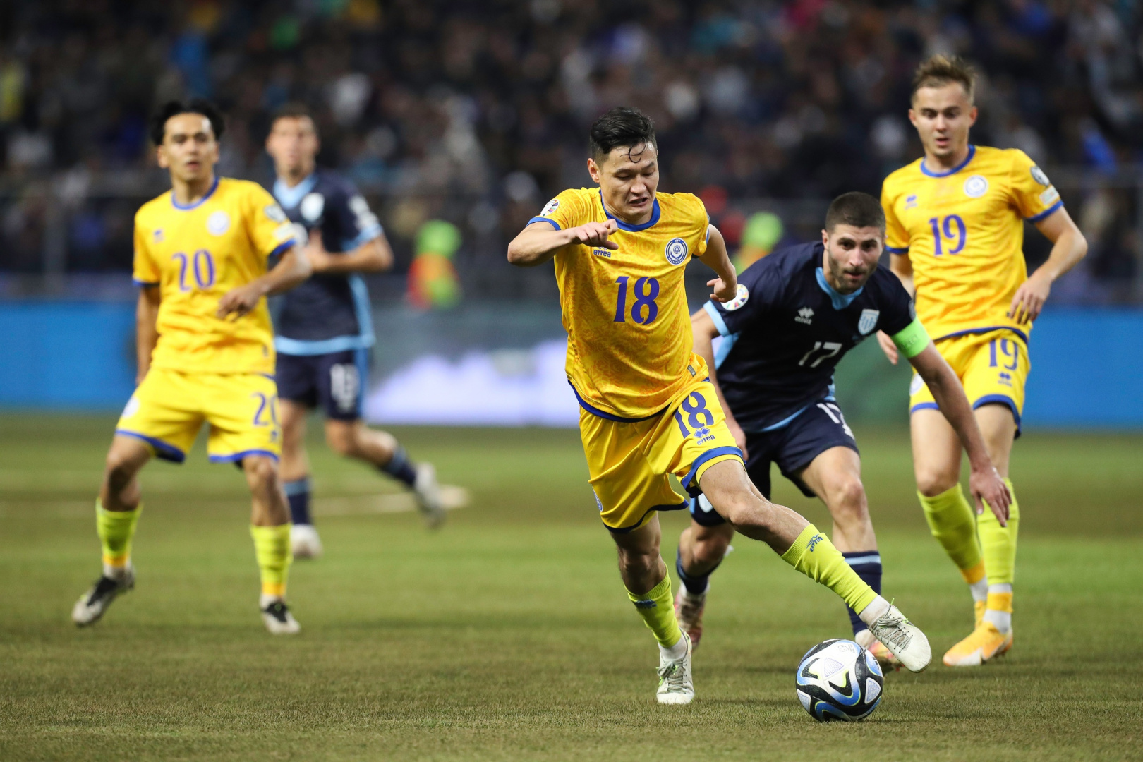 Четыре игрока сборной Казахстана вошли в символическую сборную тура квалификации Евро-2024