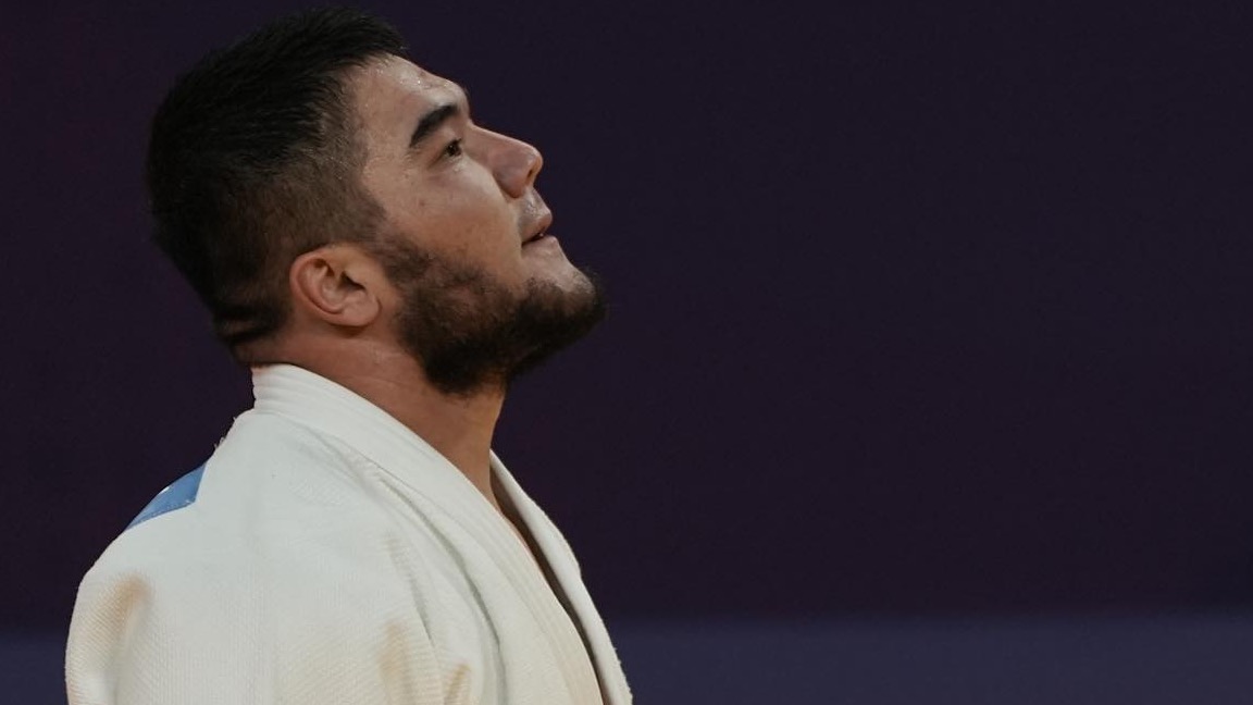 Дзюдоист Нурлыхан Шархан сенсационно победил олимпийского чемпиона Вольфа и вышел в 1/2 финала Азиады
