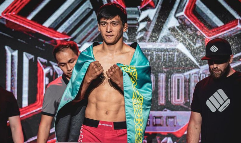 Казахстанский боец UFC Максум поддержал Чимаева, который обратился к казахам