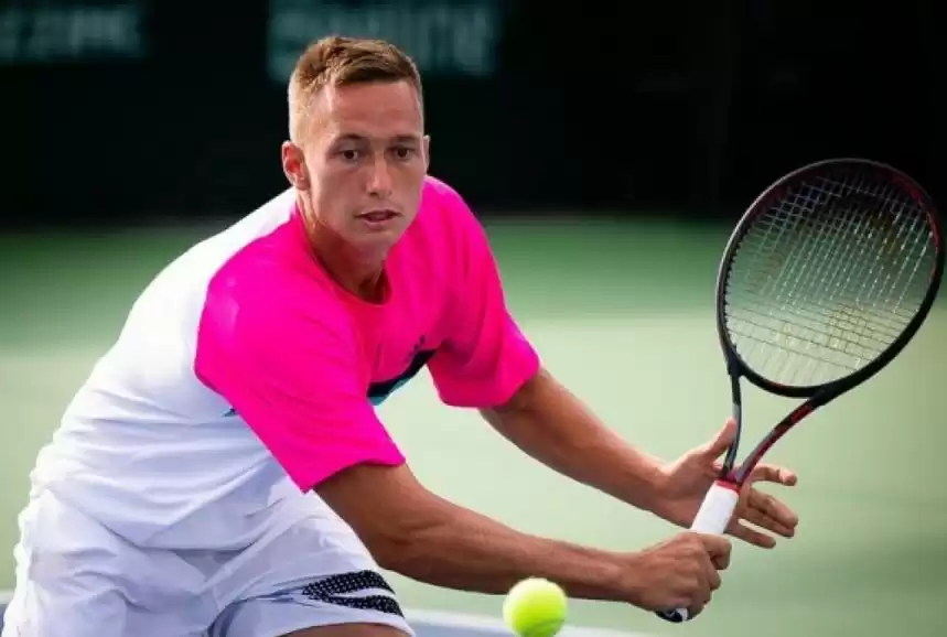 Казахстанский теннисист Евсеев проиграл в 1/4 финала парного разряда турнира в Мексике