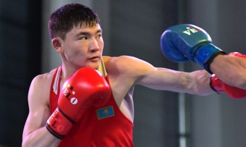 Казахстанский боксер Зейнуллинов стартовал с уверенной победой на Азиаде-2023