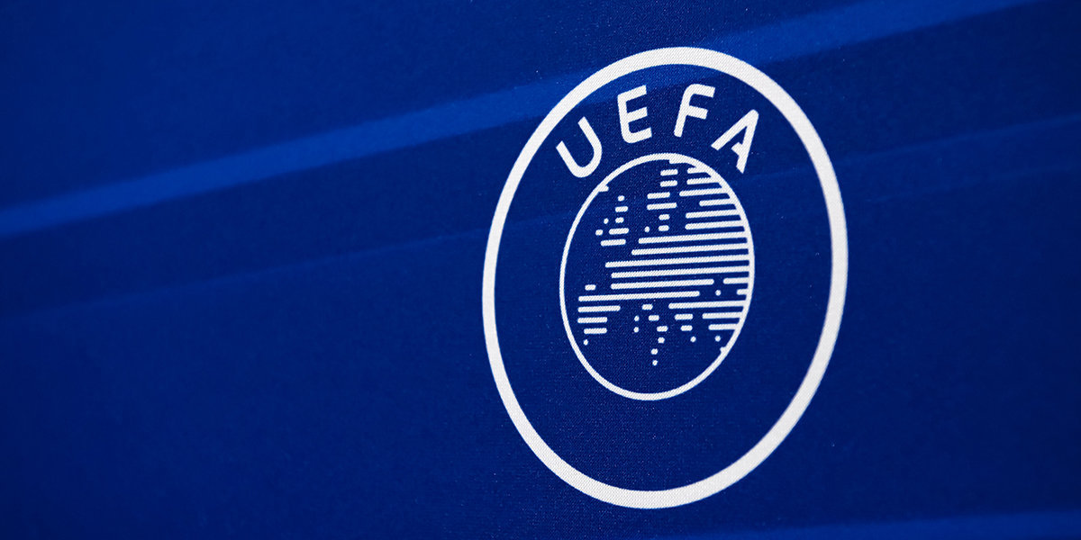 УЕФА может отстранить «Барселону» из еврокубков