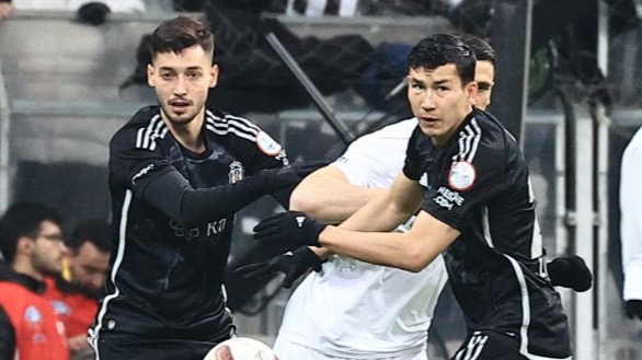 Турецкий тренер Джан восхитился игрой Зайнутдинова на позиции центрального защитника