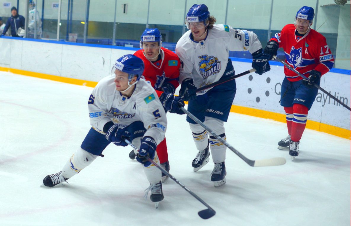 В чемпионате Казахстана по хоккею сыграли самый длительный матч