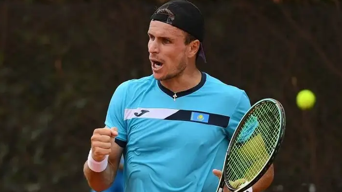 Казахстанский теннисист Дмитрий Попко победил в 1/8 финала турнира в Саванне