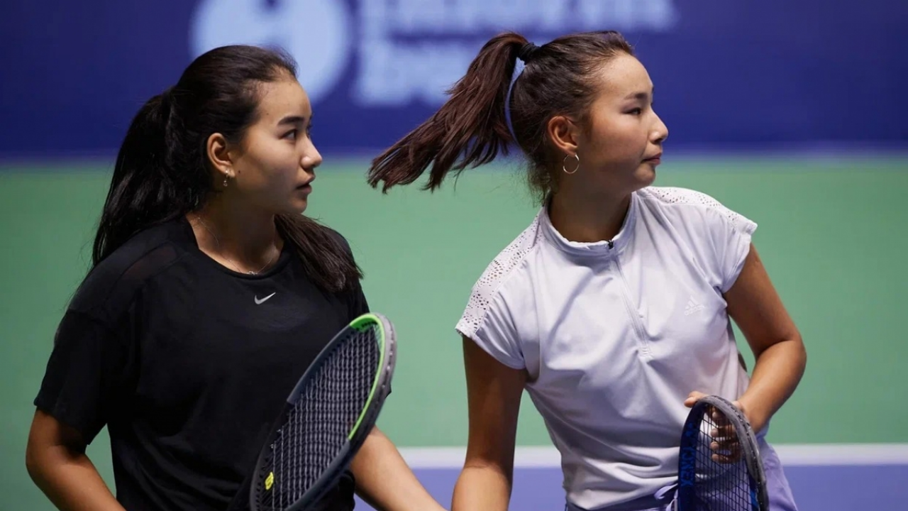 Казахстанская теннисистка Кенжибаева потерпела поражение на турнире в Тунисе