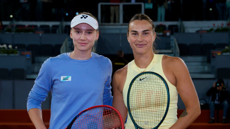 Теннисистка Елена Рыбакина проиграла Арине Соболенко в полуфинале турнира в Мадриде