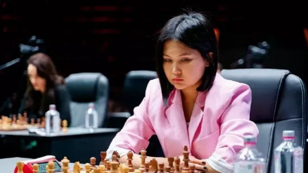 Шахматистка Бибисара Асаубаева ответила на вопрос о любимом человеке