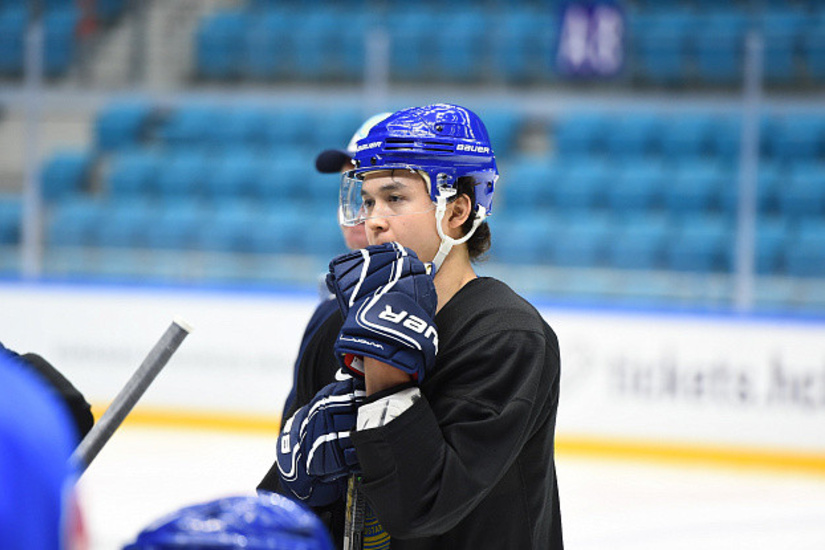 Нападающий сборной Казахстана по хоккею Муратов прокомментировал разгром от Чехии