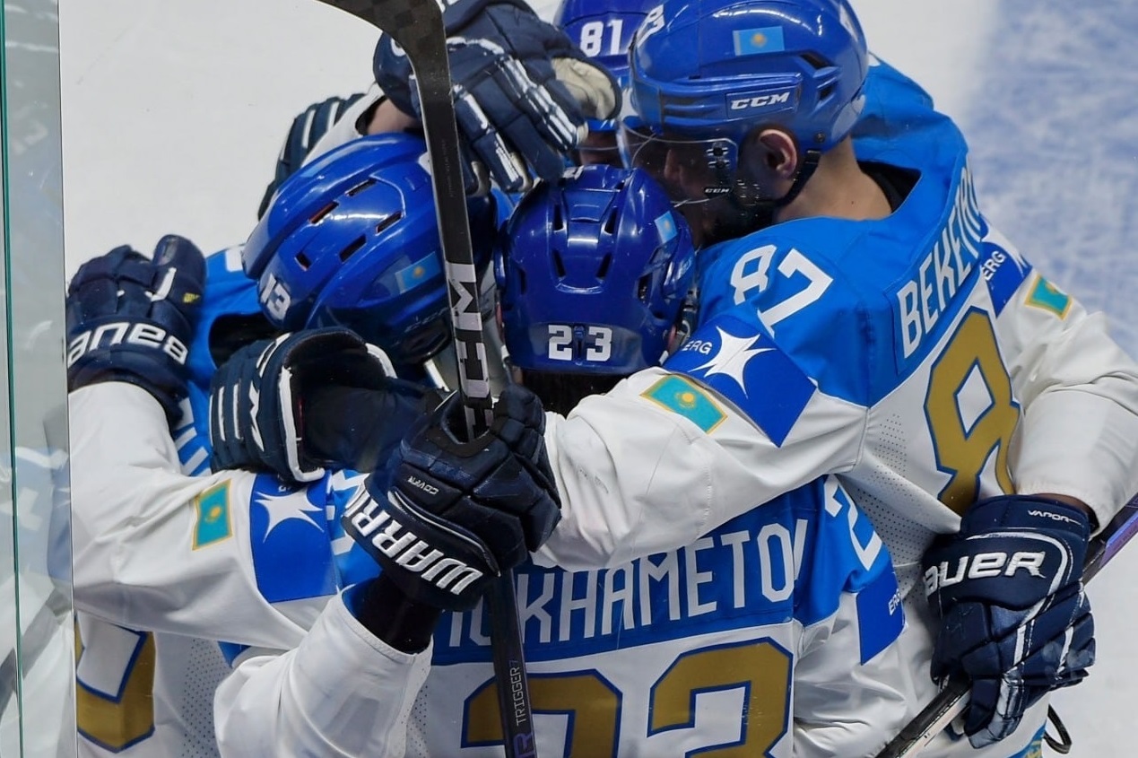 Казахстан сотворил камбэк на ЧМ по хоккею и победил Норвегию по буллитам