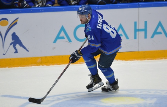 Форвард «Барыса» Кирилл Савицкий получил травму перед матчем с «Сибирью»