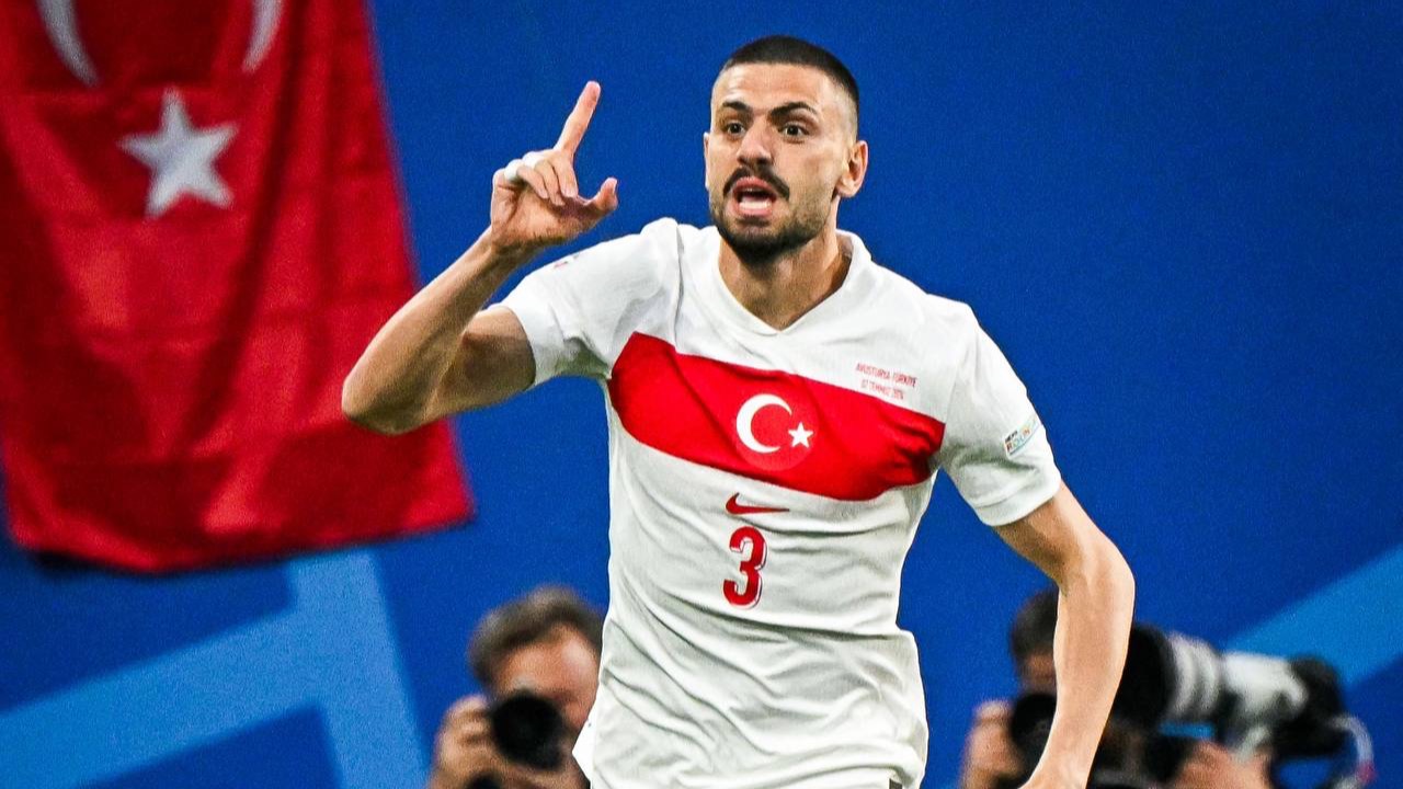 Демираль стал автором первого в истории сборной Турции дубля в плей-офф Евро