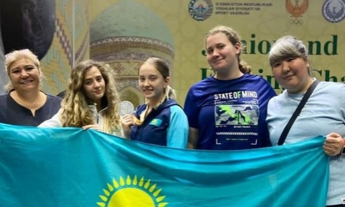 Казахстанская фехтовальщица Тамбовцева выиграла серебро чемпионата Азии среди юниоров