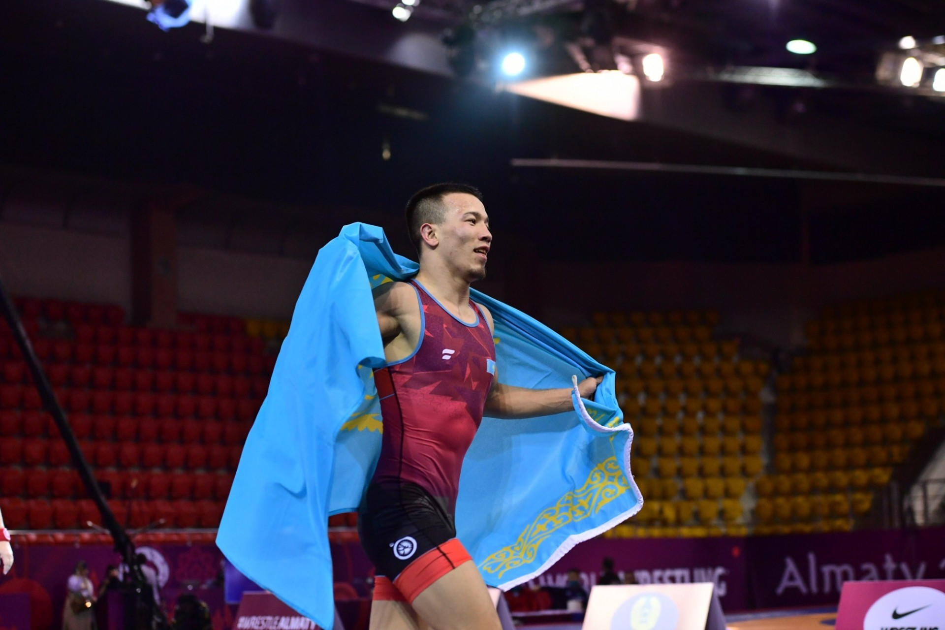 Казахстанский борец Султангали завоевал олимпийскую квоту