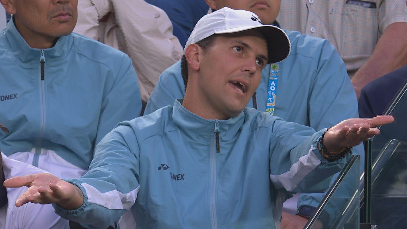 Тренер Елены Рыбакиной объяснил свое скандальное поведение на матчах теннисистки