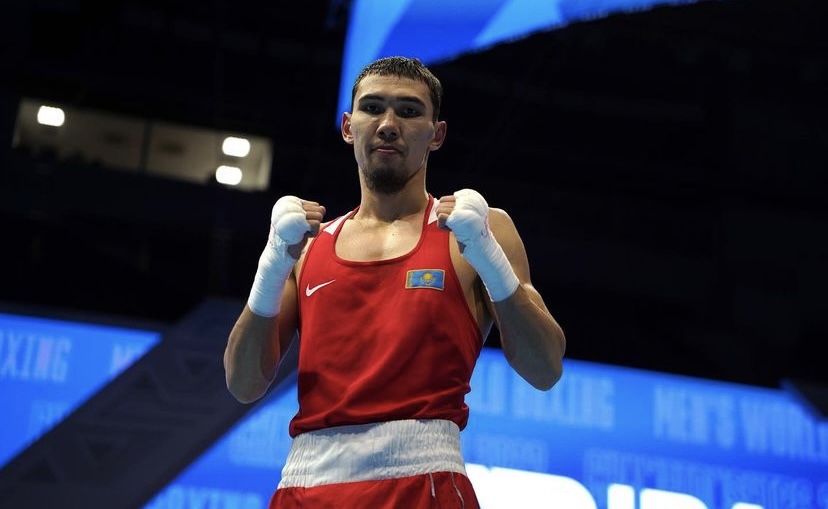 Казахстанец Серик Темиржанов победил малийца и вышел в 1/8 финала ЧМ по боксу