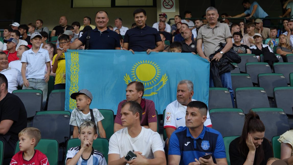 Казахстанцы в Молдове приехали поддержать «Ордабасы» в матче ЛЧ