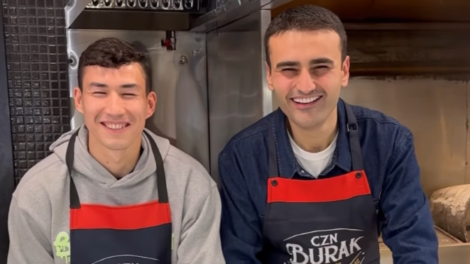 Зайнутдинов опубликовал кулинарное видео с известным поваром Бураком