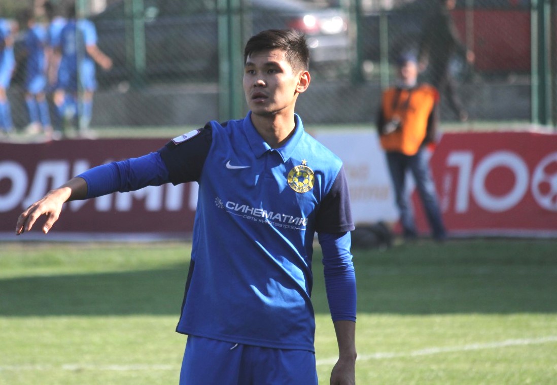 Защитник сборной Кыргызстана прибыл на просмотр в «Кызыл-Жар»