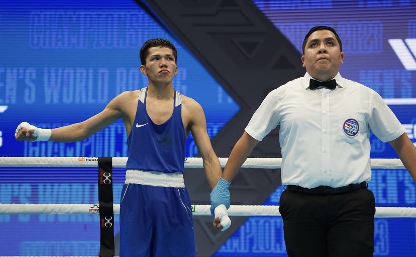 Ташкенбай прокомментировал победу над узбекистанцем на ЧМ по боксу в Ташкенте