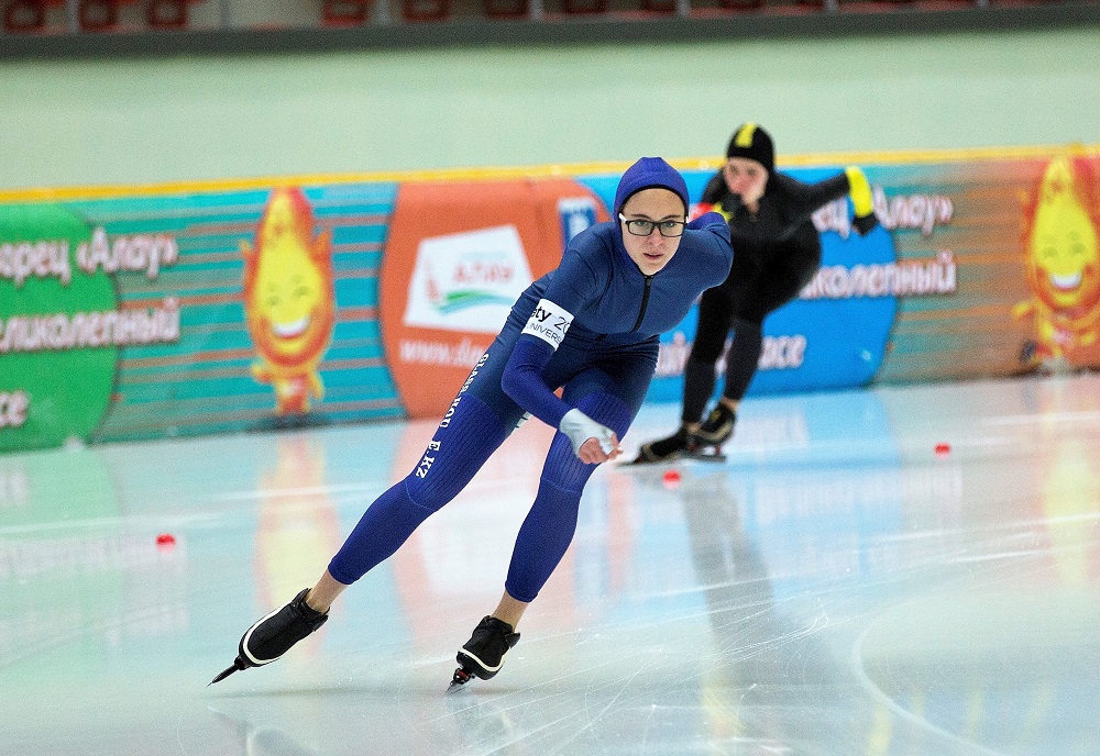 Казахстанские конькобежцы возглавили общий зачет на Кубке мира среди юниоров