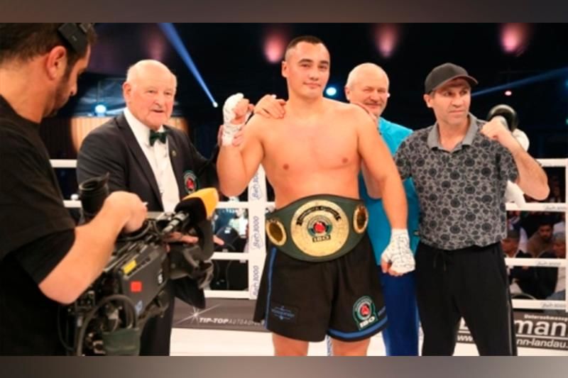 Аса ауыр салмақтағы қазақстандық боксшының WBC титулы үшін кіммен айқасатыны белгілі болды