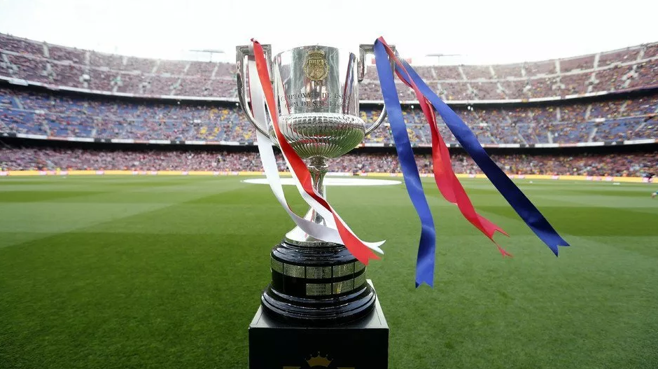 «Барселона» сыграет с «Севильей» в полуфинале Кубка Испании
