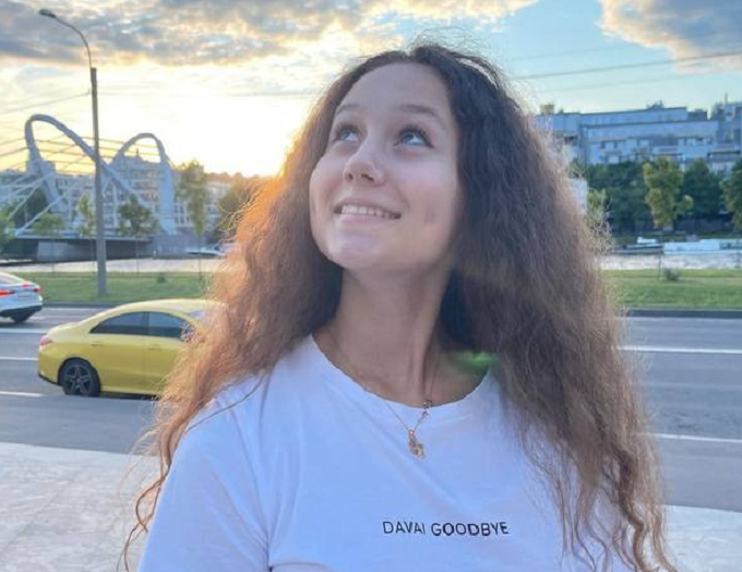 «В Германии не та конкуренция». 14-летняя фигуристка Арина Панфилова – о возвращении в Россию