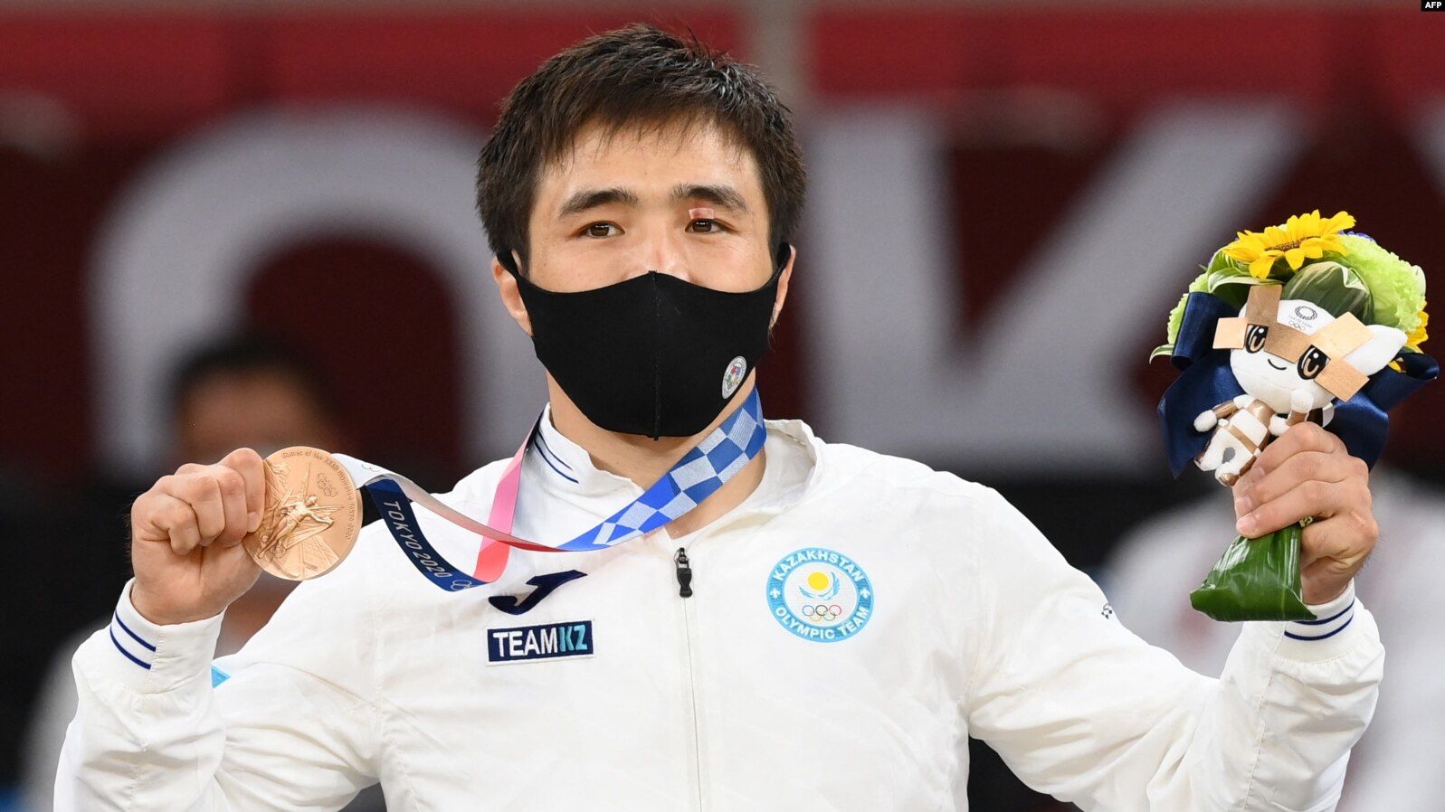 Дзюдоист Сметов завоевал первую медаль для Казахстана на Олимпиаде в Токио 